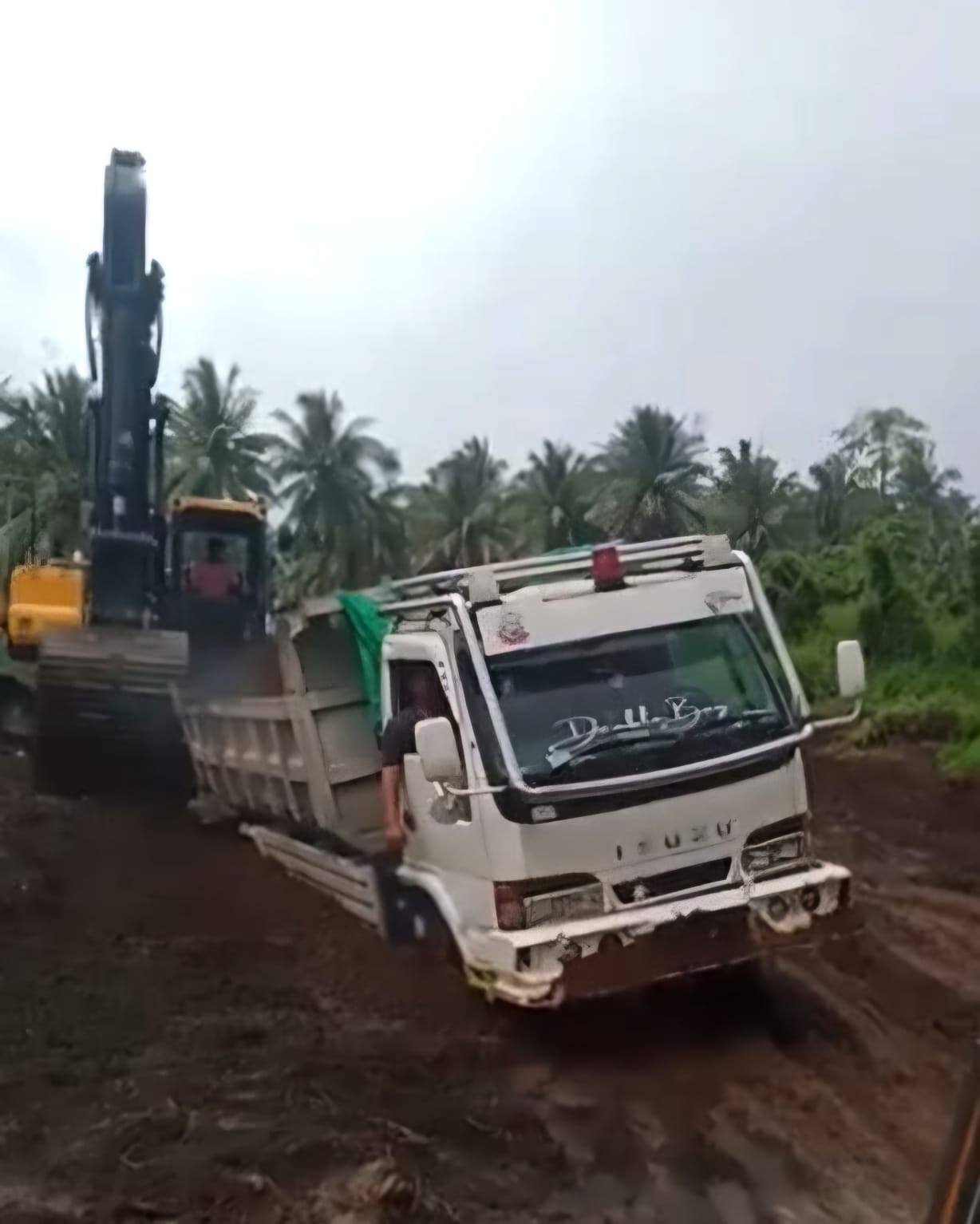 Dugaan Pelanggaran Perizinan Galian C di Karondoran, Aparat Diminta Tak Tutup Mata